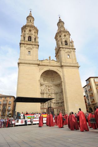 Concentracin de cofradas de Semana Santa-13